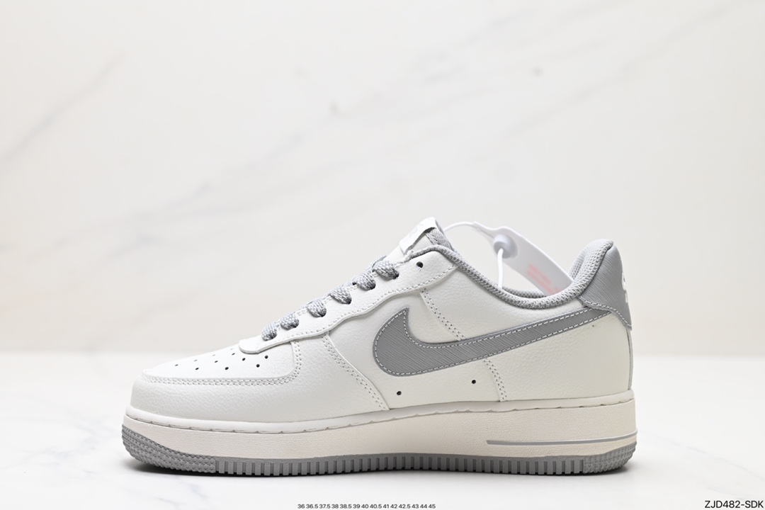 Nike Air Force 1 Shoes